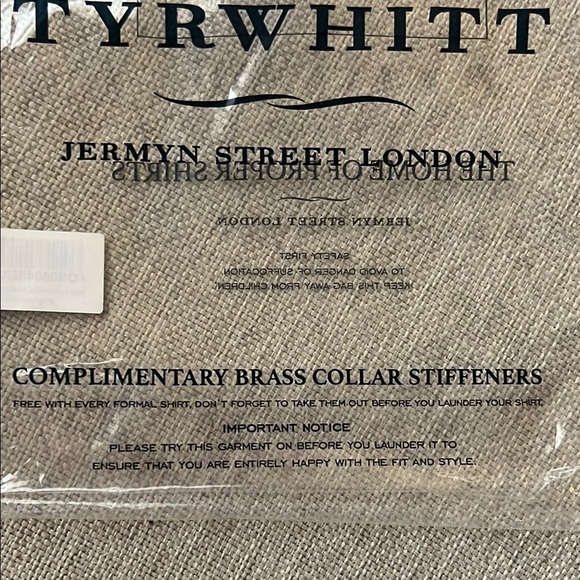 NWT Charles Tyrwhitt Burgundy Checkered Dress Shirt - Picture 5 of 7